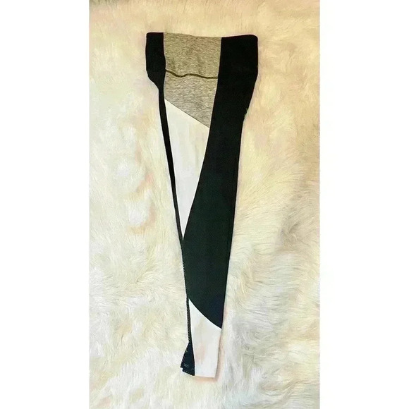 Victoria Secret Pink Ultimate Collection Active Wear Yoga Pants Size Small - Picture 6 of 8